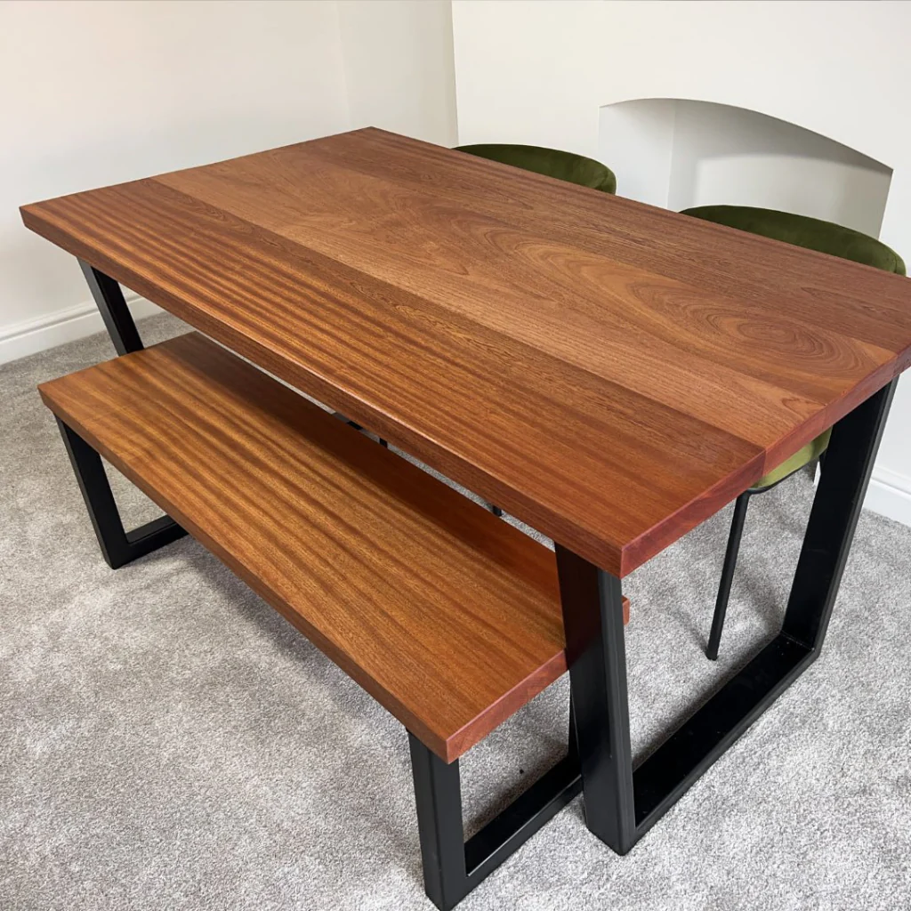 Elegant Sapele Dining Table - Image 4